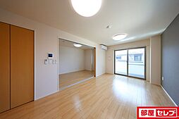 ウエストウイング6 1階1LDKのリビング/ダイニング