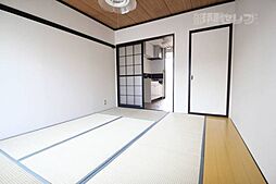 ラ・モンターニュ 2階1Kのリビング/ダイニング