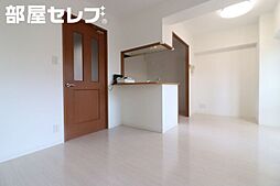 アマービレ中島 4階1LDKのリビング/ダイニング