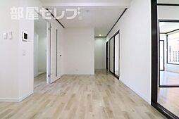 タウニー近江 1階2LDKのリビング/ダイニング