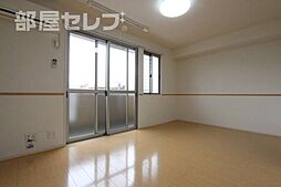 メゾン　エスターブレ 3階1LDKのリビング/ダイニング