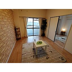 ファミーユ清須 3階3LDKのリビング/ダイニング