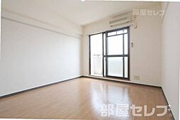 リベルテ大金 3階1Kのリビング/ダイニング