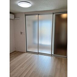 FREUDE(フロイデ) 1階ワンルームのリビング/ダイニング