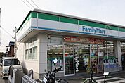ファミリーマート 名古屋平中町店 100m