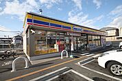 ミニストップ名古屋康生通店 303m