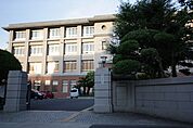 愛知県立旭丘高校 1504m