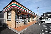 セブンイレブン清須城並2丁目店 196m