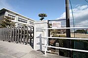 春日小学校 1305m