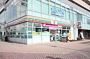 セブンイレブン 北名古屋西春駅北店 526m
