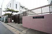 西春小学校 484m