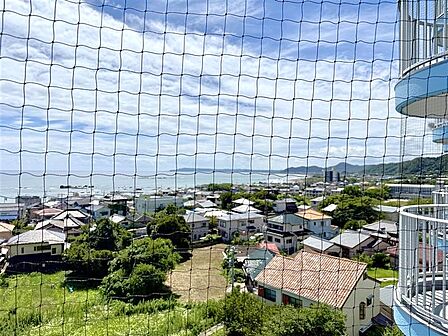 お部屋からの眺望(右側)