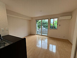 スリーズ 1階2LDKのリビング/ダイニング