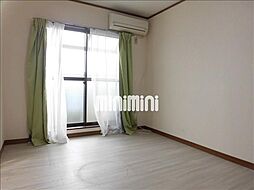 アヴェニール 3階1Kのリビング/ダイニング