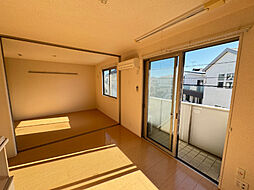 ロイヤルハイツ 2階2LDKのリビング/ダイニング