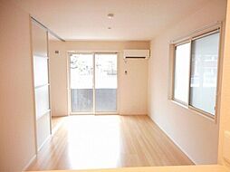 ベルエキップ 1階2LDKのリビング/ダイニング