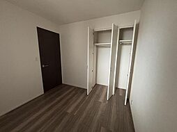 かさばる荷物もしっかり収納できます。