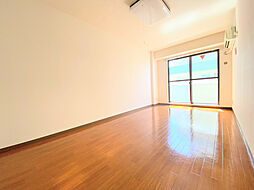 グローリア初穂新小岩 4階1Kのリビング/ダイニング