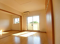 マンションプラチードグランデ 110 1階1LDKのリビング/ダイニング