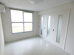 リオメゾン 201 2階1LDKのリビング/ダイニング