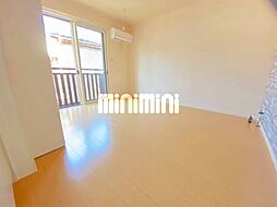 フジ 1階ワンルームのリビング/ダイニング