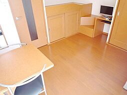 西武池袋線 大泉学園駅 バス18分 西長久保下車 徒歩5分の賃貸アパート 1階1Kのリビング/ダイニング