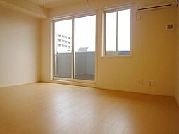 西武拝島線 小川駅 徒歩3分の賃貸アパート 1階ワンルームのリビング/ダイニング