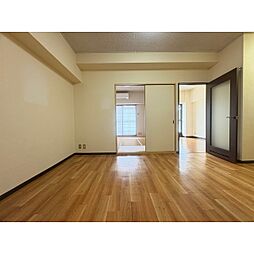 信開ウエラコート舞崎 402 4階2DKのリビング/ダイニング