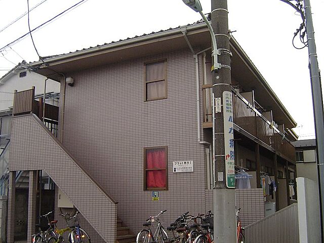 2 / 4