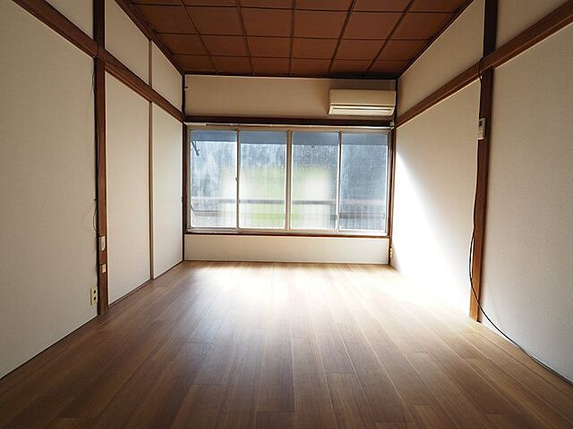 寝室