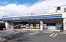 周辺：ローソン 阿佐谷青梅街道店（302m）