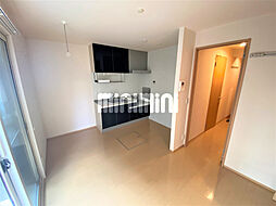 シュトラルヴェヌス 1階ワンルームのリビング/ダイニング