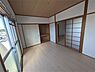 室内：洋室6帖