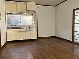 稗田西町T貸家3 001 1階4LDKのリビング/ダイニング