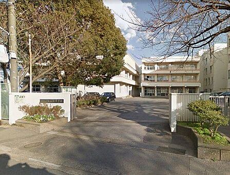 中学校「船橋市立飯山満中学校まで960m」