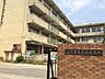 周辺：中学校「松戸市立第六中学校まで940m」
