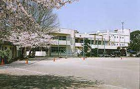 中学校「船橋市立海神中学校まで490m」