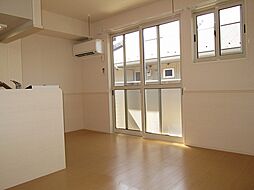 シャルマン D203 2階1LDKの室内