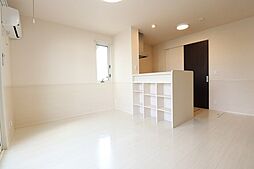 アーバンスクエア 101 1階1LDKのリビング/ダイニング