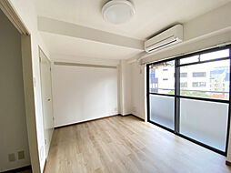 メゾンアルファIII 5階1DKのリビング/ダイニング