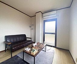 コスモプラザコマツ 501 5階1Kのリビング/ダイニング