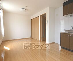 メゾン・ド・ラ・ローズ 103 1階ワンルームのリビング/ダイニング