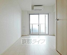 JR東海道・山陽本線 西大路駅 徒歩7分の賃貸マンション 1階1Kのリビング/ダイニング