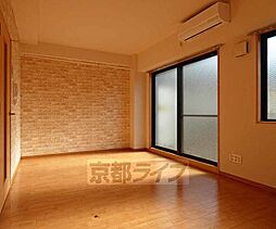 JR奈良線 東福寺駅 徒歩7分の賃貸マンション 3階1Kのリビング/ダイニング