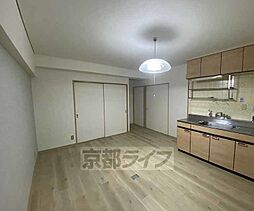 JR山陰本線 円町駅 徒歩6分の賃貸マンション 1階3LDKのリビング/ダイニング