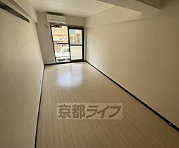 ハーベストハウス嵐山 111 1階1Kのリビング/ダイニング