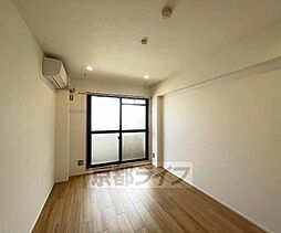 JR山陰本線 丹波口駅 徒歩9分の賃貸マンション 3階1Kのリビング/ダイニング