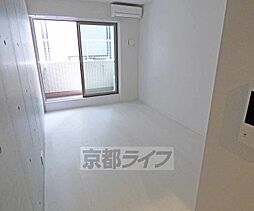 京都市営烏丸線 五条駅 徒歩8分の賃貸マンション 1階1Kのリビング/ダイニング