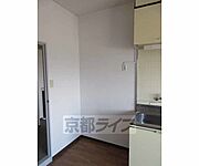 大きな冷蔵庫も置けますね・