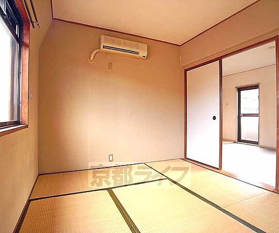 寝室